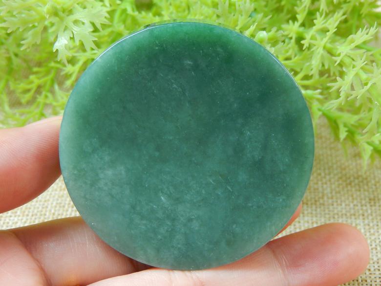 翡翠a货原石怎么看好坏,怎么判断翡翠原石质地的好坏-第1张图片-翡翠网 翡翠a货原石怎么看好坏,怎么判断翡翠原石质地的好坏-第1张图片-翡翠网