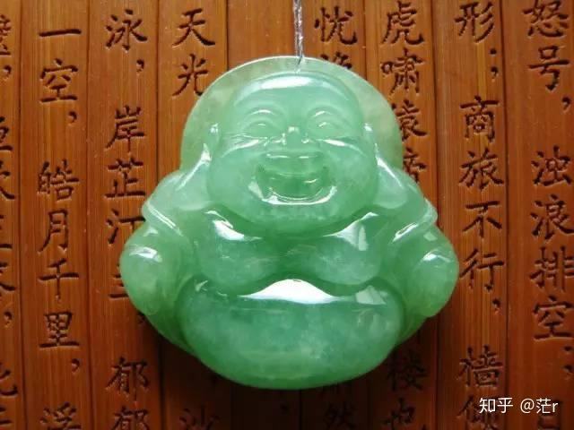 翡翠基础知识第一课,翡翠入门基础知识视频-第1张图片-翡翠网 翡翠基础知识第一课,翡翠入门基础知识视频-第1张图片-翡翠网