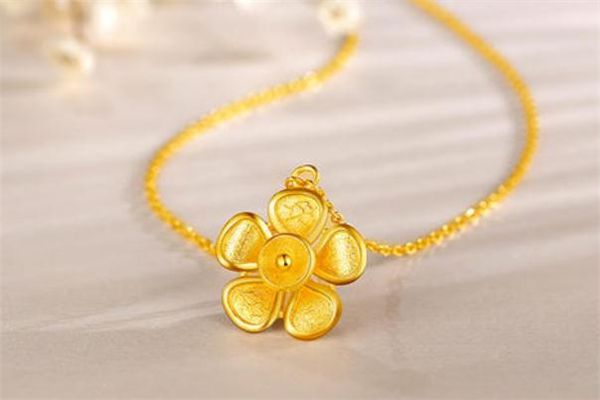 买黄金首饰品牌重要吗知乎,买黄金首饰品牌重要吗-第2张图片-翡翠网