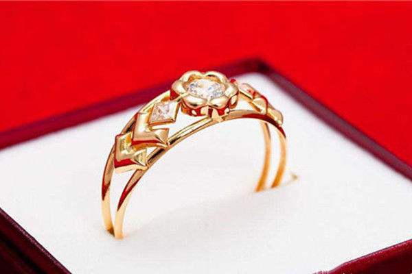 黄金钻戒图片男款,黄金钻戒图片-第2张图片-翡翠网 黄金钻戒图片男款,黄金钻戒图片-第2张图片-翡翠网