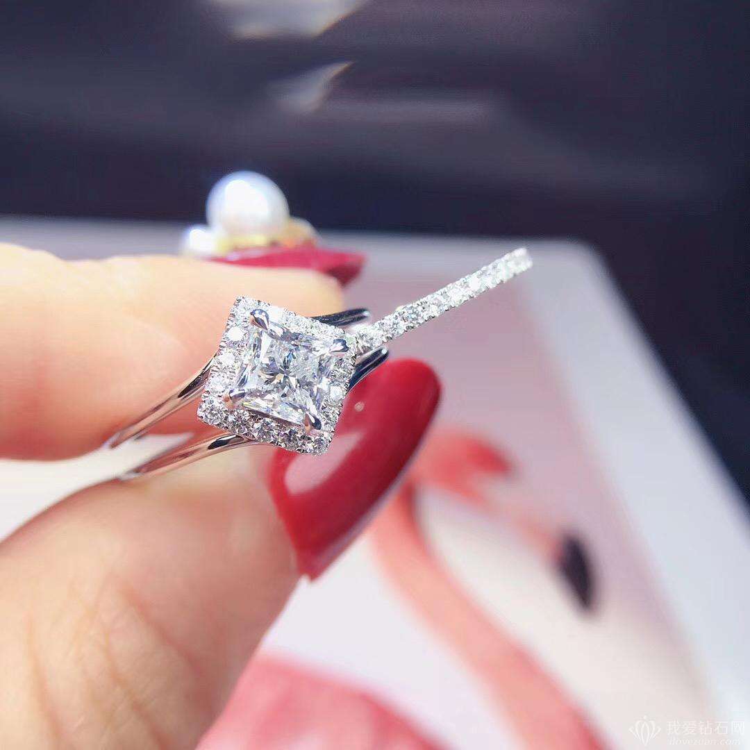 钻戒的图片大全钻戒的图片-第1张图片-翡翠网