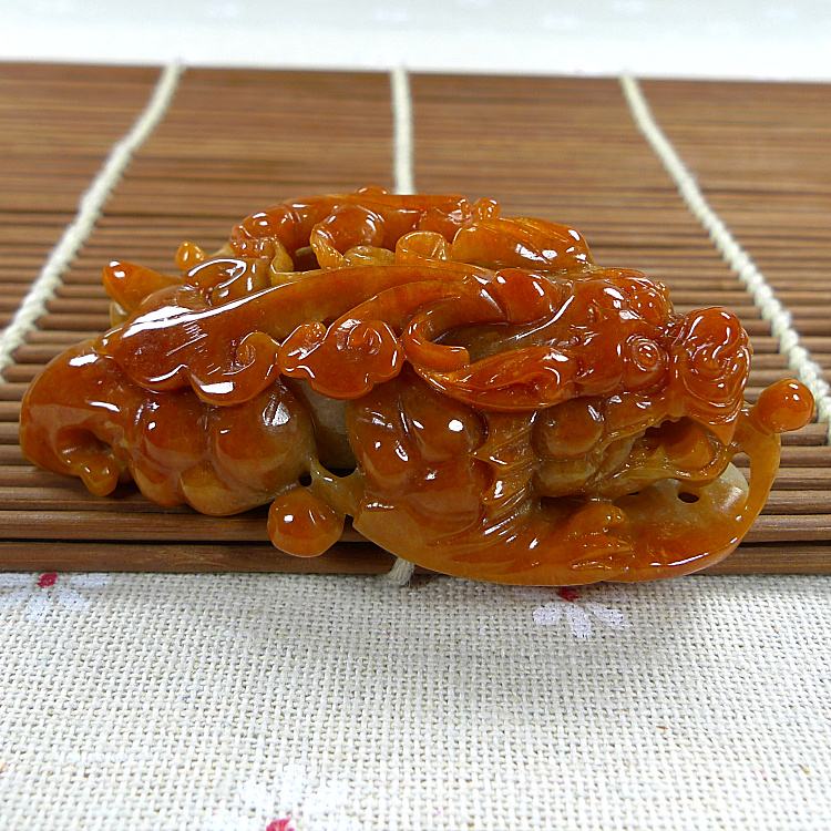 雕貔貅用哪种翡翠原石好看雕貔貅用哪种翡翠原石-第1张图片-翡翠网 雕貔貅用哪种翡翠原石好看雕貔貅用哪种翡翠原石-第1张图片-翡翠网