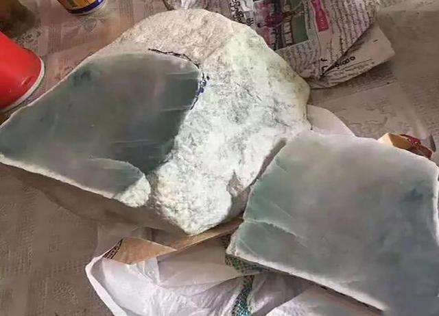 贵州有没有出翡翠原石的地方呀,贵州有没有出翡翠原石的地方-第2张图片-翡翠网 贵州有没有出翡翠原石的地方呀,贵州有没有出翡翠原石的地方-第2张图片-翡翠网