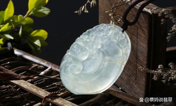 翡翠糯种等级划分图片糯冰种翡翠分几个等级-第2张图片-翡翠网