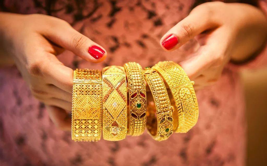 黄金珠宝,黄金珠宝文案短句-第2张图片-翡翠网 黄金珠宝,黄金珠宝文案短句-第2张图片-翡翠网