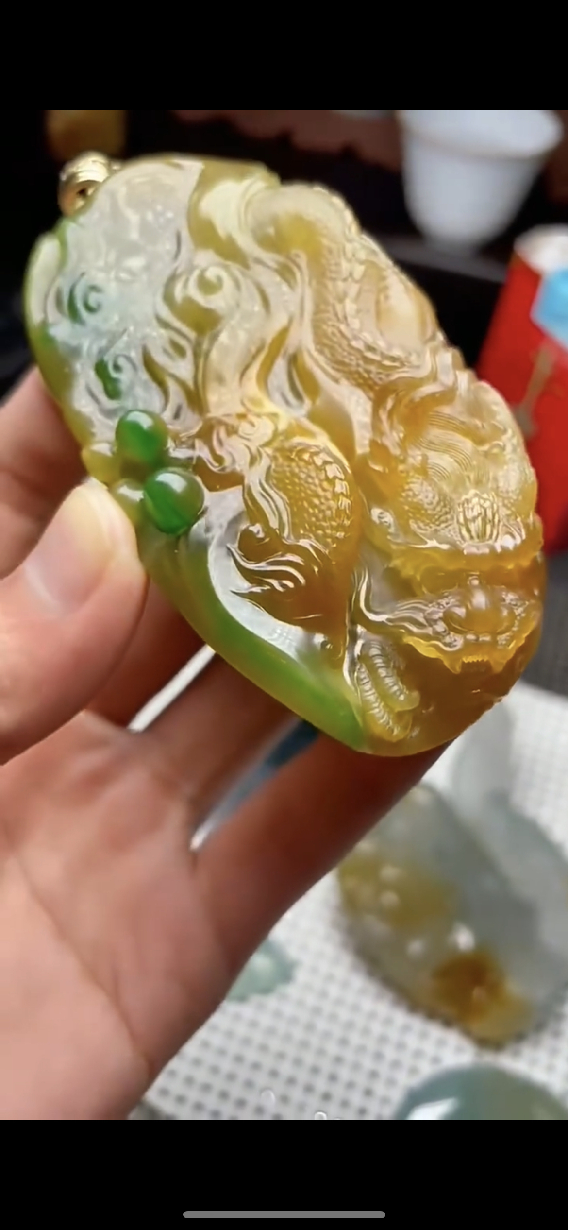 东方金钰库存的翡翠原石值钱吗东方金钰最大翡翠原石在哪里-第1张图片-翡翠网 东方金钰库存的翡翠原石值钱吗东方金钰最大翡翠原石在哪里-第1张图片-翡翠网