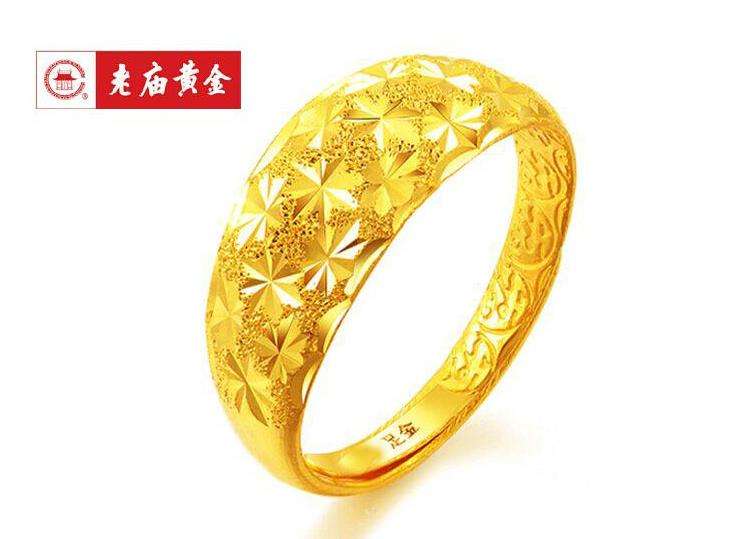 黄金首饰品牌店排名黄金首饰排名第一的哪家店-第1张图片-翡翠网 黄金首饰品牌店排名黄金首饰排名第一的哪家店-第1张图片-翡翠网