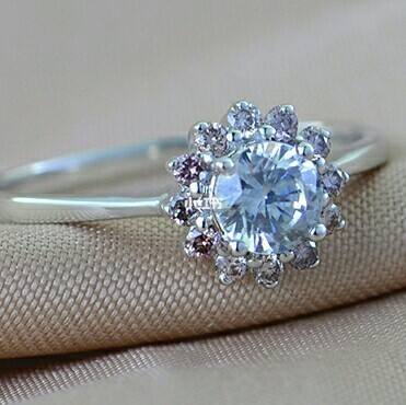 钻戒买什么牌子好性价比最高钻戒买什么牌子好性价比最高女士-第2张图片-翡翠网 钻戒买什么牌子好性价比最高钻戒买什么牌子好性价比最高女士-第2张图片-翡翠网