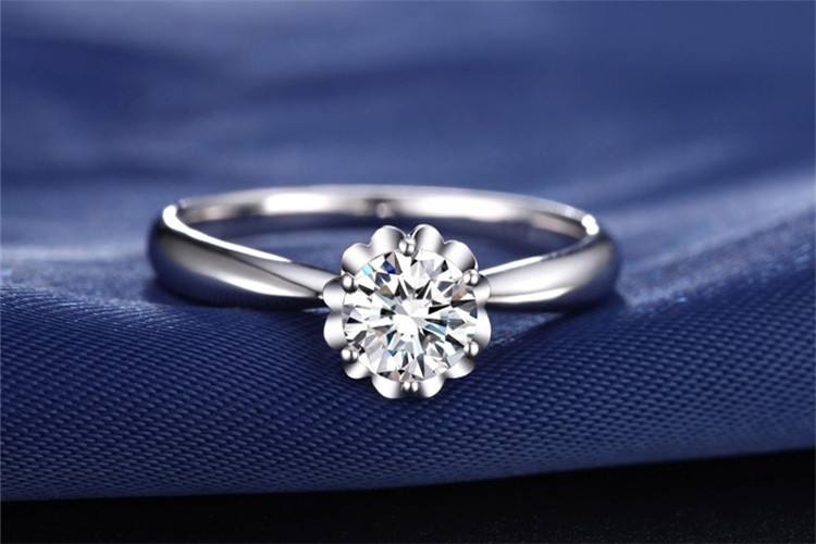 钻戒回收价格查询18k金钻戒回收价格查询-第1张图片-翡翠网 钻戒回收价格查询18k金钻戒回收价格查询-第1张图片-翡翠网