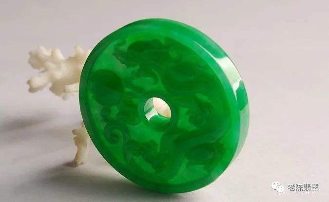 翡翠保养知识大全,翡翠保养知识大全图片-第1张图片-翡翠网 翡翠保养知识大全,翡翠保养知识大全图片-第1张图片-翡翠网