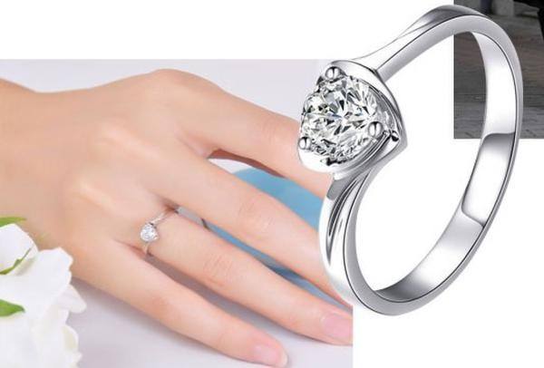 国内十大钻戒品牌都有哪些,国内十大钻戒品牌都有哪些品牌-第2张图片-翡翠网 国内十大钻戒品牌都有哪些,国内十大钻戒品牌都有哪些品牌-第2张图片-翡翠网