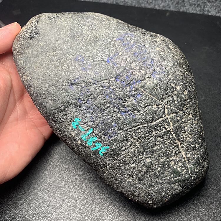 翡翠原石飘花效果图大全翡翠原石飘花效果图-第1张图片-翡翠网 翡翠原石飘花效果图大全翡翠原石飘花效果图-第1张图片-翡翠网