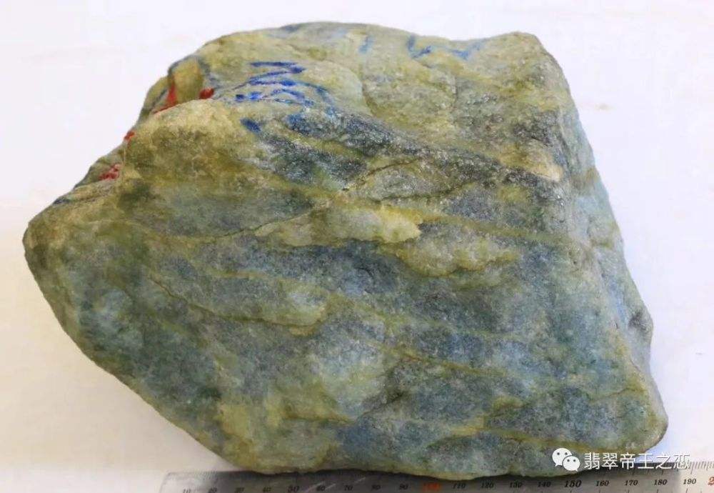 天然翡翠原石掉沙效果如何天然翡翠原石掉沙效果-第2张图片-翡翠网 天然翡翠原石掉沙效果如何天然翡翠原石掉沙效果-第2张图片-翡翠网