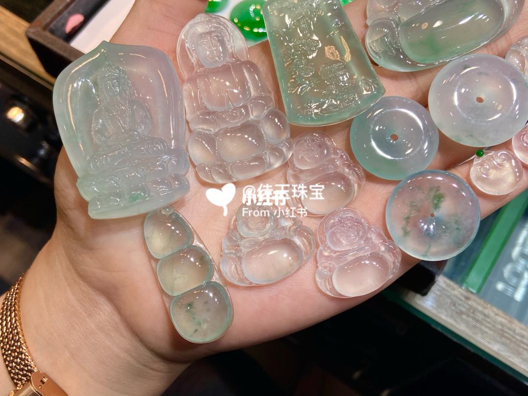 翡翠知识及一手货源,怎么能拿翡翠一手货源-第2张图片-翡翠网