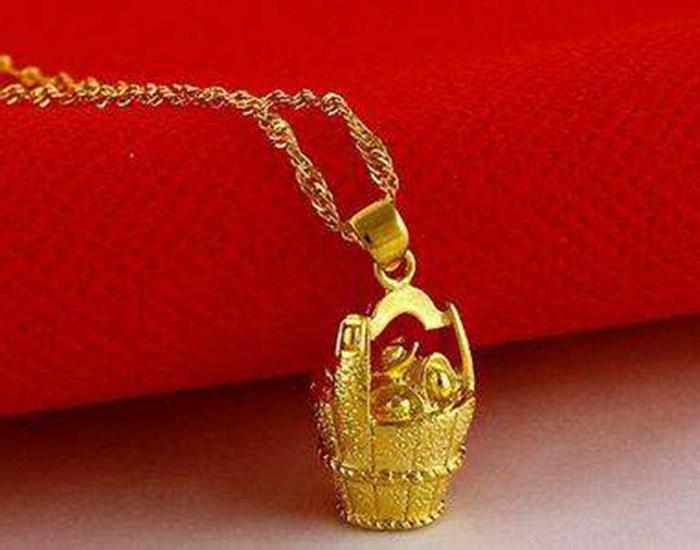 今天999黄金价格多少钱一克呢?,今天999黄金多少钱一克-第2张图片-翡翠网 今天999黄金价格多少钱一克呢?,今天999黄金多少钱一克-第2张图片-翡翠网