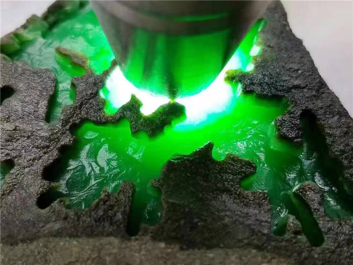 翡翠原石欣赏,翡翠玉石原石-第1张图片-翡翠网