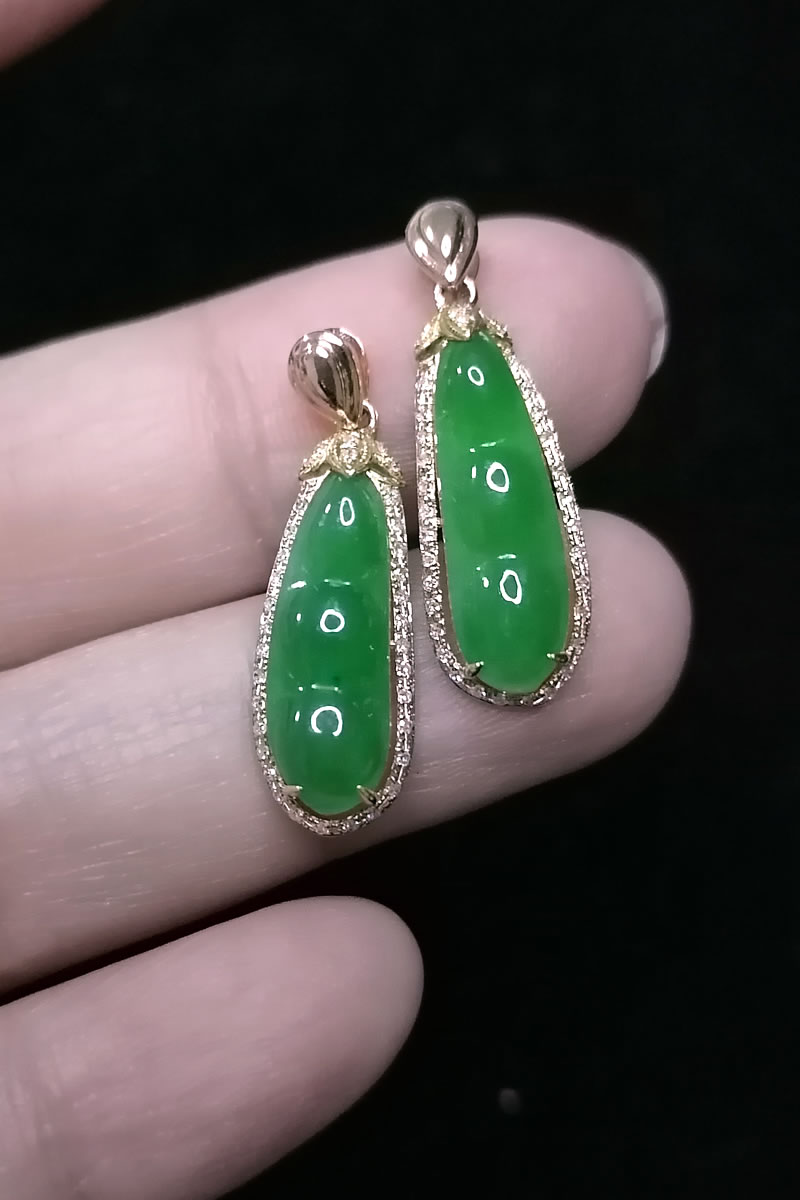 翡翠吊坠镶钻的知识,翡翠吊坠镶嵌款式图片大全-第2张图片-翡翠网 翡翠吊坠镶钻的知识,翡翠吊坠镶嵌款式图片大全-第2张图片-翡翠网