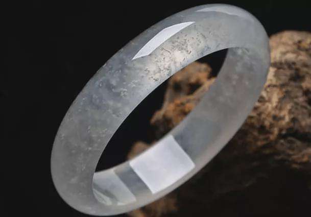 雪花翡翠手镯图片大全雪花翡翠手镯图片大全大图-第2张图片-翡翠网 雪花翡翠手镯图片大全雪花翡翠手镯图片大全大图-第2张图片-翡翠网