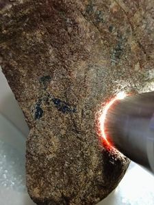 一元买翡翠原石多少钱,一元买翡翠原石-第2张图片-翡翠网 一元买翡翠原石多少钱,一元买翡翠原石-第2张图片-翡翠网