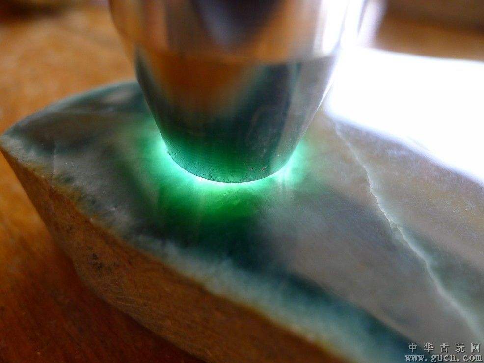 老蓝水翡翠改口料知识讲解视频的简单介绍-第2张图片-翡翠网