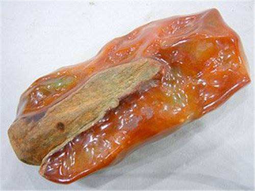 红翡翠原石值钱吗,红翡翠原石值钱吗图片-第2张图片-翡翠网 红翡翠原石值钱吗,红翡翠原石值钱吗图片-第2张图片-翡翠网