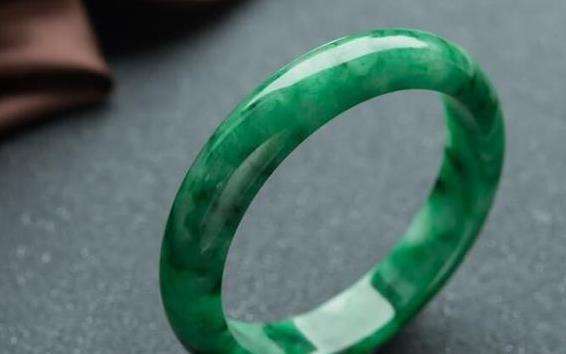 哪里可以学翡翠鉴定,想学翡翠鉴定知识-第2张图片-翡翠网 哪里可以学翡翠鉴定,想学翡翠鉴定知识-第2张图片-翡翠网