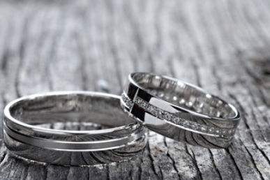 pt950多少钱一克,铂金价格-第2张图片-翡翠网 pt950多少钱一克,铂金价格-第2张图片-翡翠网