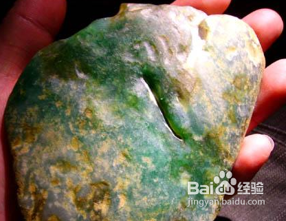 翡翠玉原石需要怎么鉴定呢,翡翠玉原石需要怎么鉴定-第2张图片-翡翠网 翡翠玉原石需要怎么鉴定呢,翡翠玉原石需要怎么鉴定-第2张图片-翡翠网