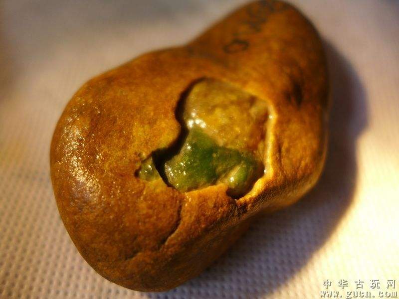 黄翡翠原石真品图片,黄翡原石到底值多少钱-第2张图片-翡翠网 黄翡翠原石真品图片,黄翡原石到底值多少钱-第2张图片-翡翠网