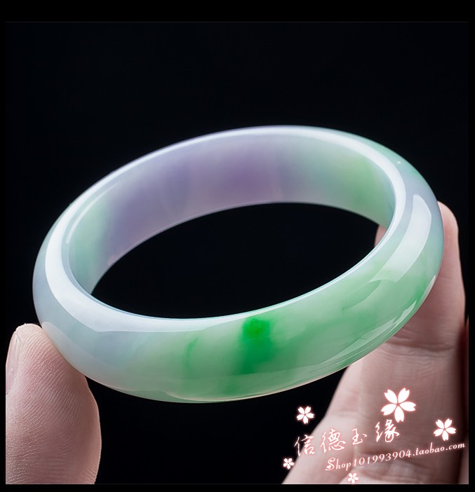 翡翠手镯方面的知识讲解,翡翠手镯方面的知识-第2张图片-翡翠网 翡翠手镯方面的知识讲解,翡翠手镯方面的知识-第2张图片-翡翠网