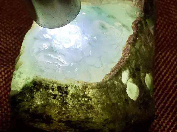 翡翠原石百科知识翡翠原石百科知识大全-第2张图片-翡翠网 翡翠原石百科知识翡翠原石百科知识大全-第2张图片-翡翠网