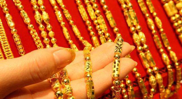 今日饰品金价查询价格表饰品金价今天什么价格-第2张图片-翡翠网 今日饰品金价查询价格表饰品金价今天什么价格-第2张图片-翡翠网