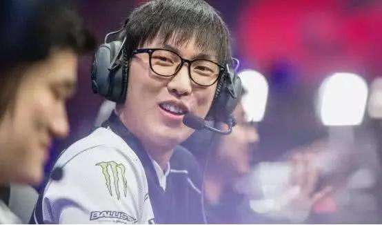 黄金左手乒乓球黄金左手-第1张图片-翡翠网