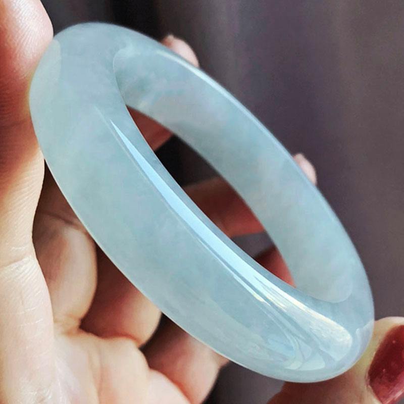 御玲珑翡翠手镯,云南玉玲珑翡翠店是真的吗-第2张图片-翡翠网 御玲珑翡翠手镯,云南玉玲珑翡翠店是真的吗-第2张图片-翡翠网