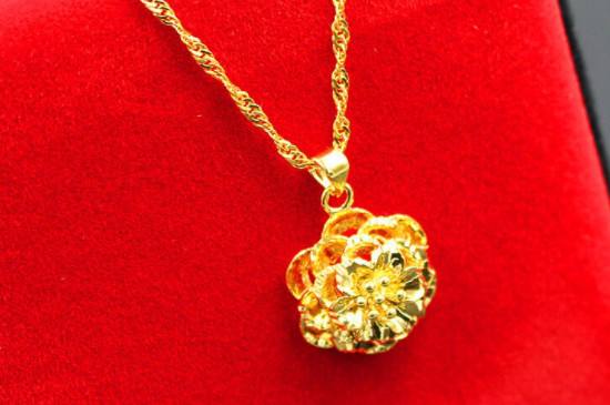 什么牌子的黄金首饰最好最纯,什么牌子黄金首饰最好最纯-第2张图片-翡翠网 什么牌子的黄金首饰最好最纯,什么牌子黄金首饰最好最纯-第2张图片-翡翠网