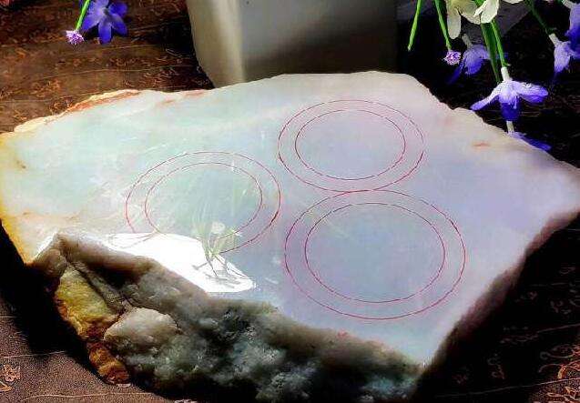 翡翠原石桃花春成品,桃花春翡翠原石到成品-第2张图片-翡翠网 翡翠原石桃花春成品,桃花春翡翠原石到成品-第2张图片-翡翠网