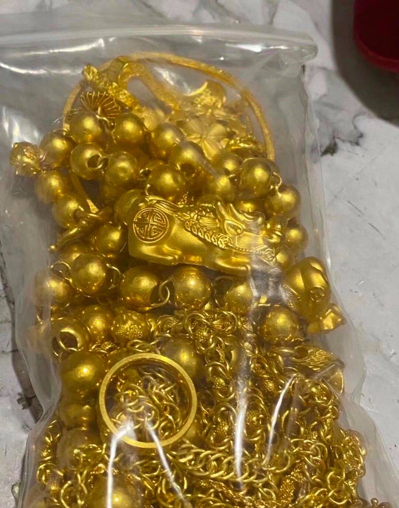 黄金回收店附近,黄金回收-第1张图片-翡翠网 黄金回收店附近,黄金回收-第1张图片-翡翠网