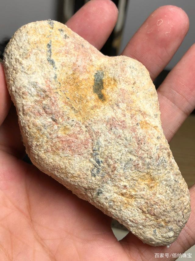 翡翠原石入门级知识汇总,翡翠原石基础知识图解-第1张图片-翡翠网 翡翠原石入门级知识汇总,翡翠原石基础知识图解-第1张图片-翡翠网