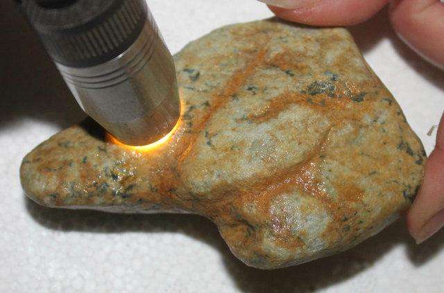 北京翡翠原石知识北京哪里有翡翠原石-第2张图片-翡翠网 北京翡翠原石知识北京哪里有翡翠原石-第2张图片-翡翠网