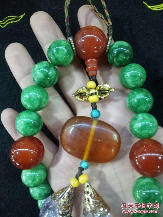 干青翡翠手串价格,干青翡翠手串价格多少-第1张图片-翡翠网