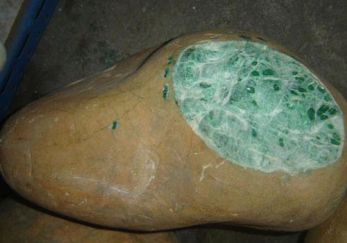 翡翠堵石知识大全,石堵是什么-第2张图片-翡翠网