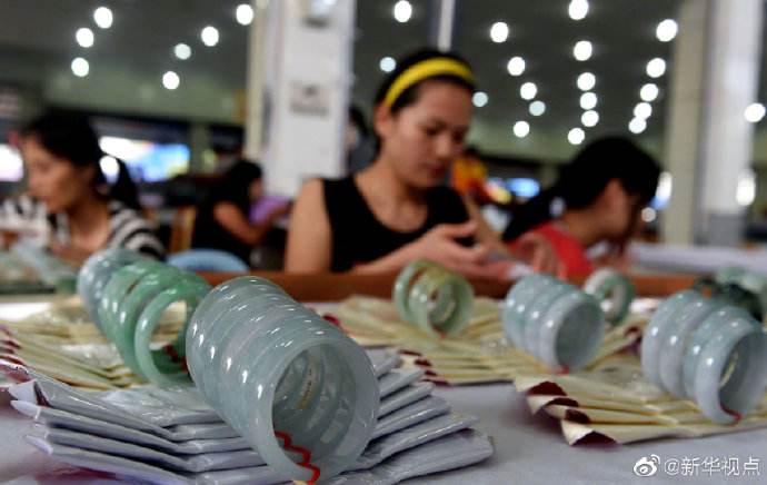 瑞丽翡翠知识文案,翡翠文案的创作思路-第2张图片-翡翠网 瑞丽翡翠知识文案,翡翠文案的创作思路-第2张图片-翡翠网