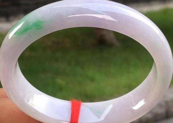 翡翠手镯怎么在家抛光翡翠手镯怎么在家抛光好-第1张图片-翡翠网 翡翠手镯怎么在家抛光翡翠手镯怎么在家抛光好-第1张图片-翡翠网