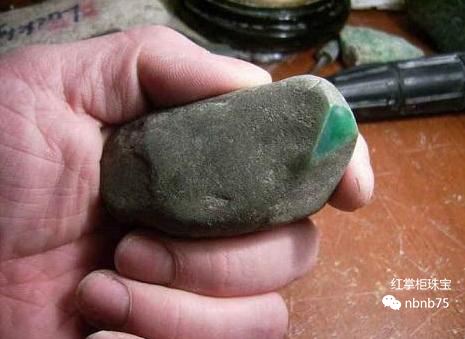 原石翡翠知识大全翡翠原石入门级知识大全-第2张图片-翡翠网 原石翡翠知识大全翡翠原石入门级知识大全-第2张图片-翡翠网