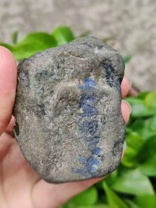 老场翡翠原石值钱吗图片,老场翡翠原石值钱吗-第2张图片-翡翠网 老场翡翠原石值钱吗图片,老场翡翠原石值钱吗-第2张图片-翡翠网