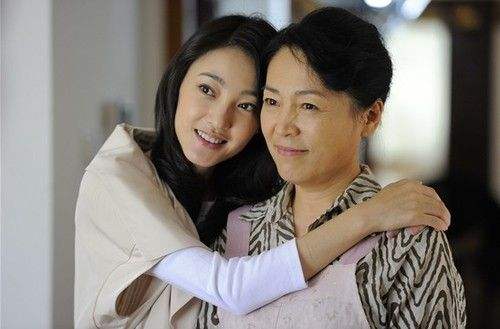 盛女的黄金时代主题曲叫什么名字,盛女的黄金时代主题曲-第1张图片-翡翠网