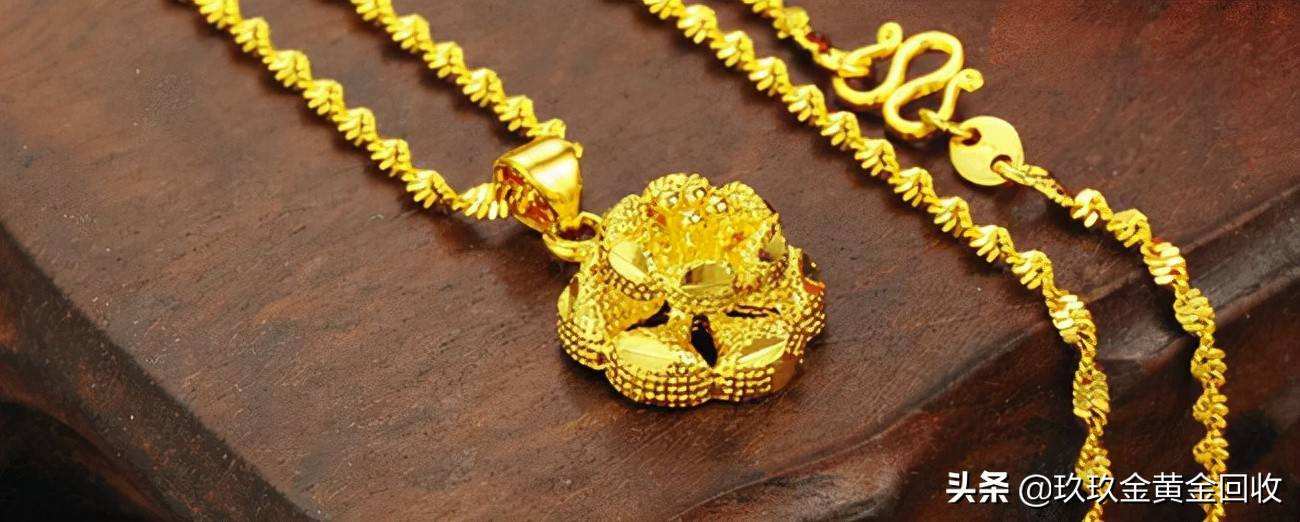 周大福和老凤祥优缺点,老凤祥和周大福哪个质量好-第2张图片-翡翠网 周大福和老凤祥优缺点,老凤祥和周大福哪个质量好-第2张图片-翡翠网