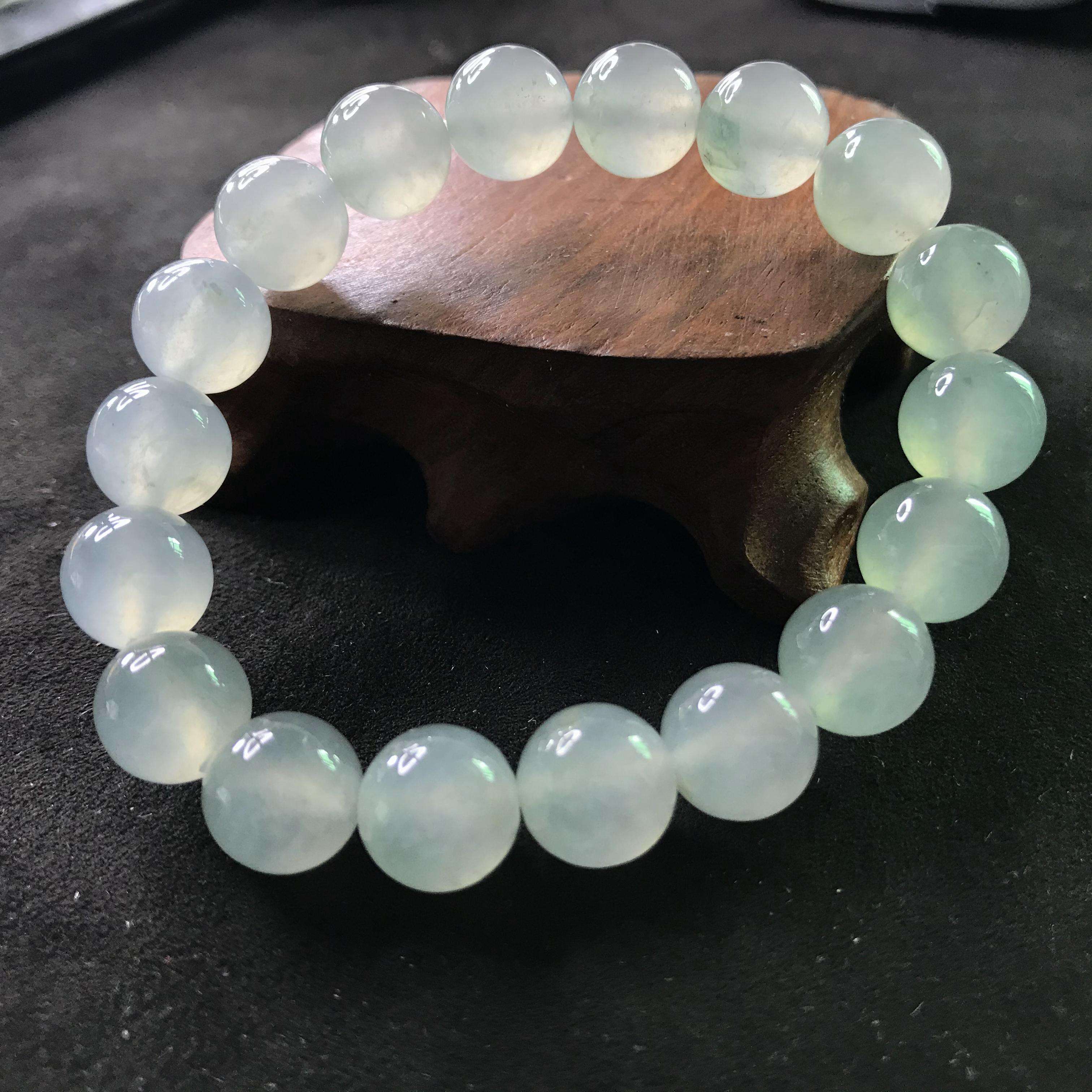 良良诚翡翠知识,翠玉良缘珠宝怎么样-第1张图片-翡翠网 良良诚翡翠知识,翠玉良缘珠宝怎么样-第1张图片-翡翠网