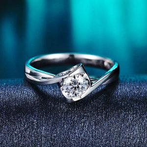 白金戒指图片及价格大全白金戒指图片及价格-第1张图片-翡翠网 白金戒指图片及价格大全白金戒指图片及价格-第1张图片-翡翠网