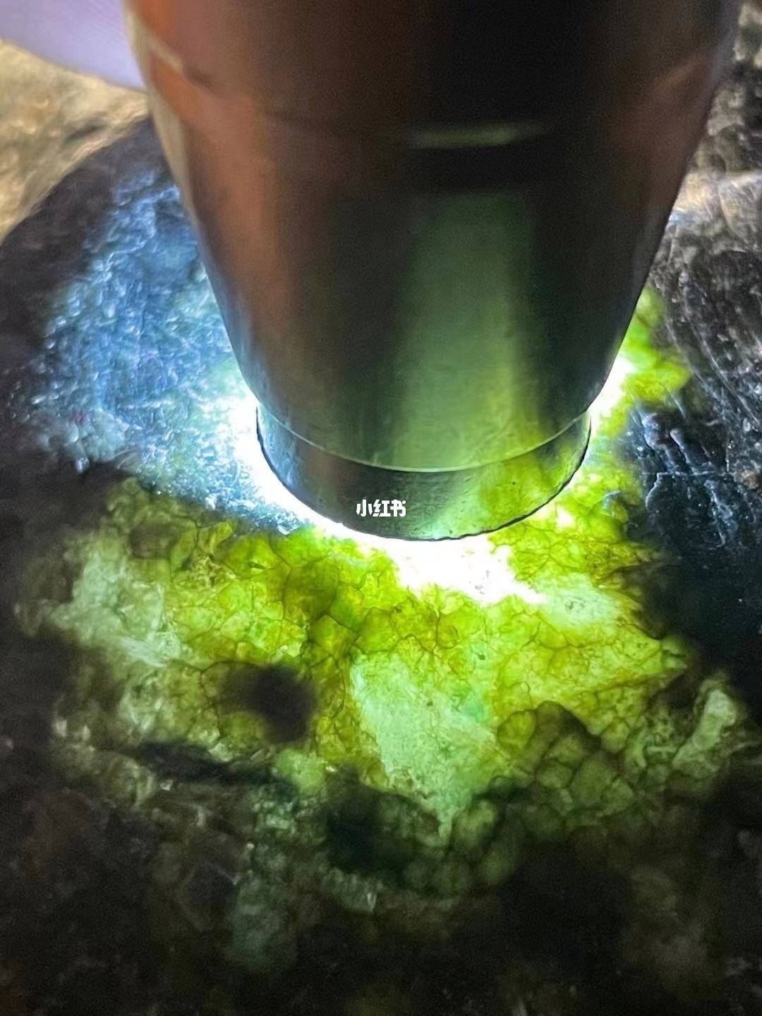 广州哪里有卖翡翠原石广州翡翠原石网购-第1张图片-翡翠网 广州哪里有卖翡翠原石广州翡翠原石网购-第1张图片-翡翠网